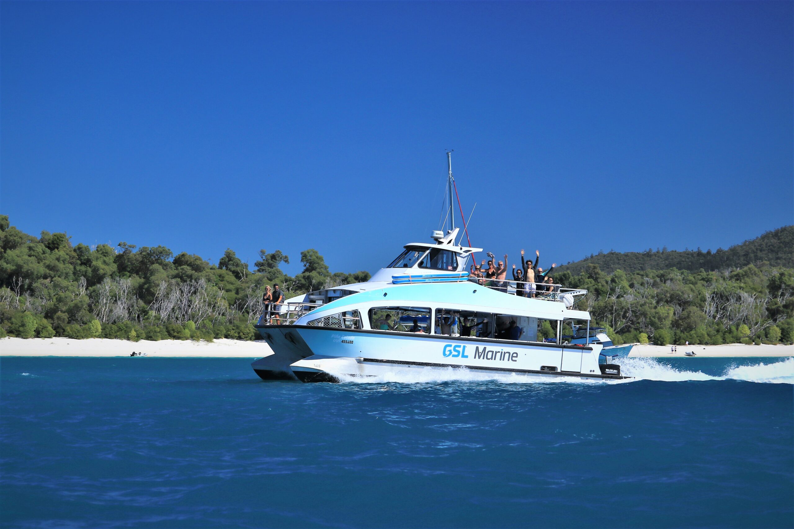 GSL Whitsundays Boat Tour 2 GSL Whitsundays Boat Tour - Image 2