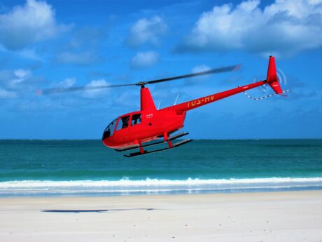 Quick Trips 12 GSL Whitsundays Whitehaven Beach Heli Tour