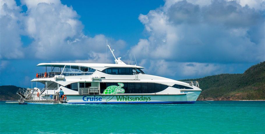 Cruise Whitsundays Whitehaven and Hill Inlet Chill and Grill 7 Cruise Whitsundays Whitehaven and Hill Inlet Chill and Grill - Image 7