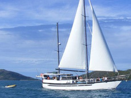 Habibi Whitsundays Overnight Sailing Tour