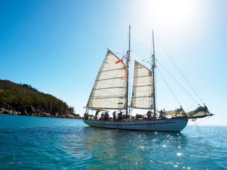 Quick Trips 18 Providence V Whitehaven and Snorkelling Day Sail